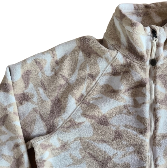 Eddie Bauer Printer 1/4 Zip Quest Fleece in Neutral Canada Goose Print - Size S - Picture 3 of 8